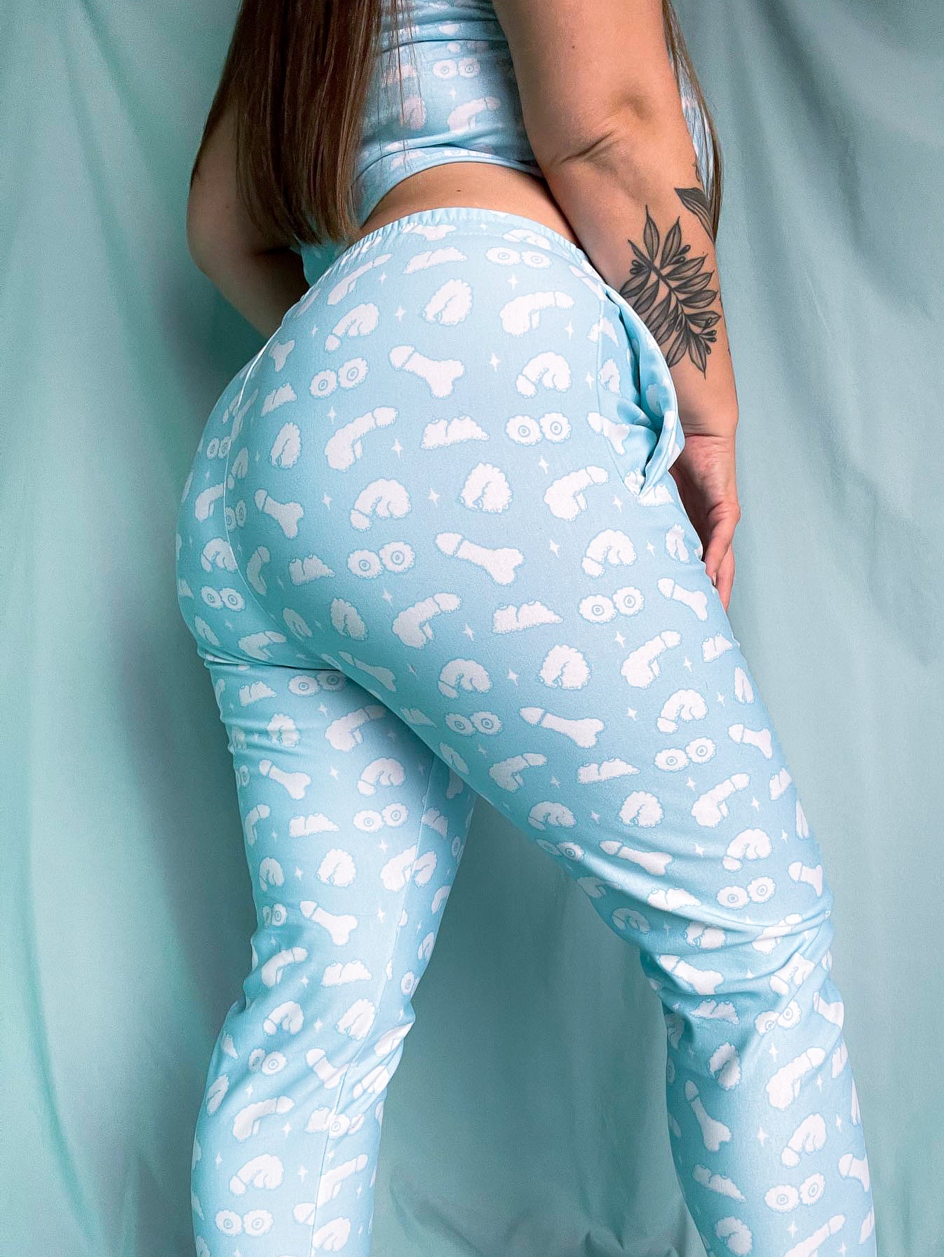 Lillias Right | Cloudy Day Women's Sweatpants